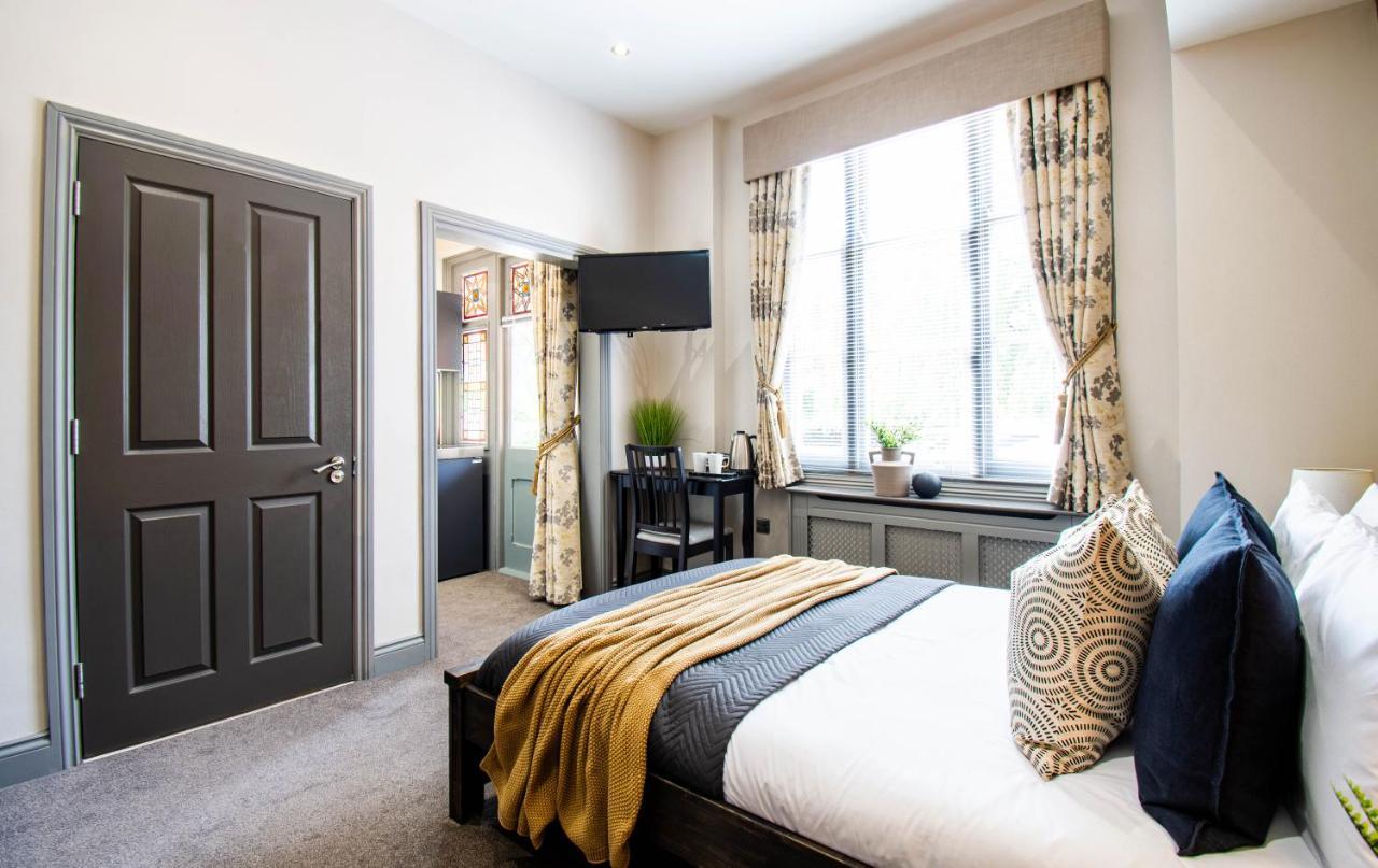 Eton House - Self Check-In, Ensuite Rooms & Self-Catering Studios Yeovil Exterior photo