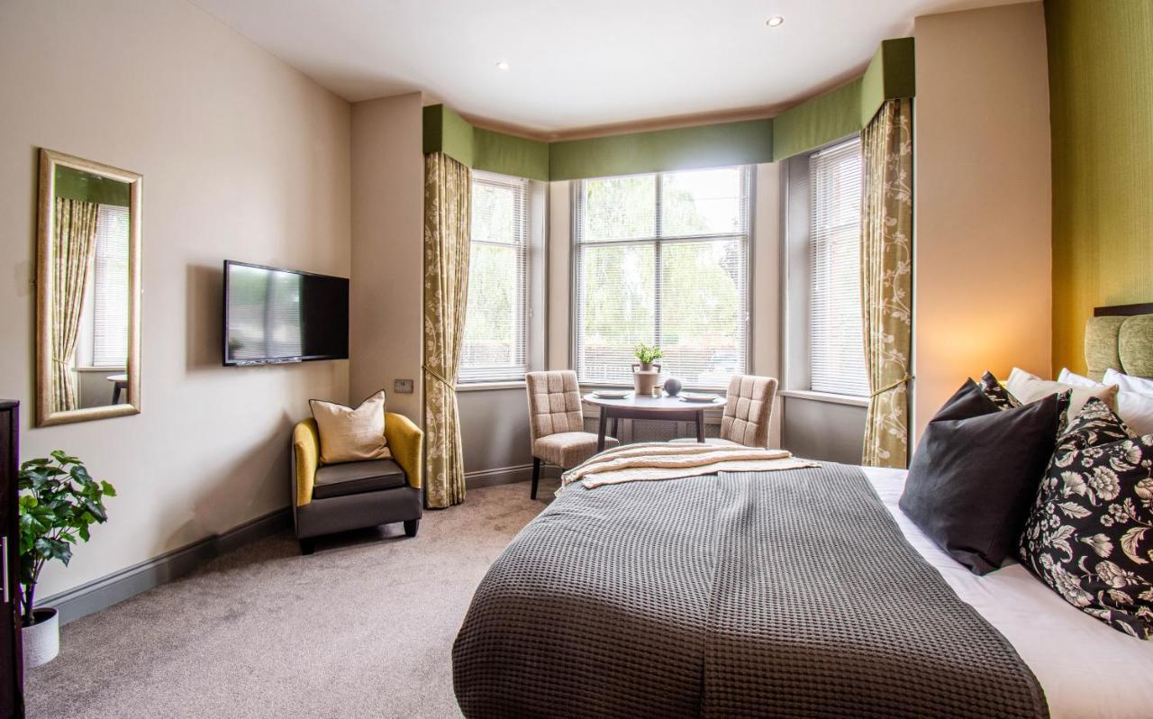 Eton House - Self Check-In, Ensuite Rooms & Self-Catering Studios Yeovil Exterior photo