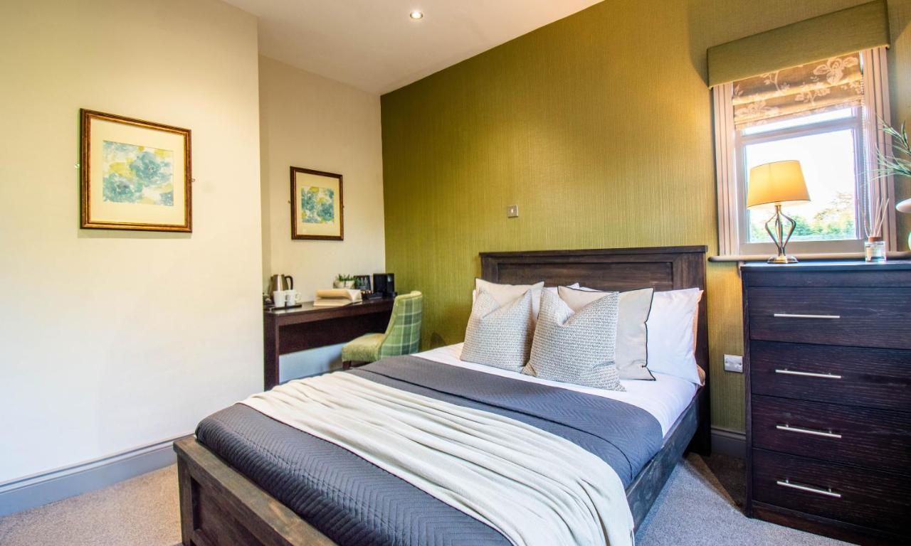 Eton House - Self Check-In, Ensuite Rooms & Self-Catering Studios Yeovil Exterior photo