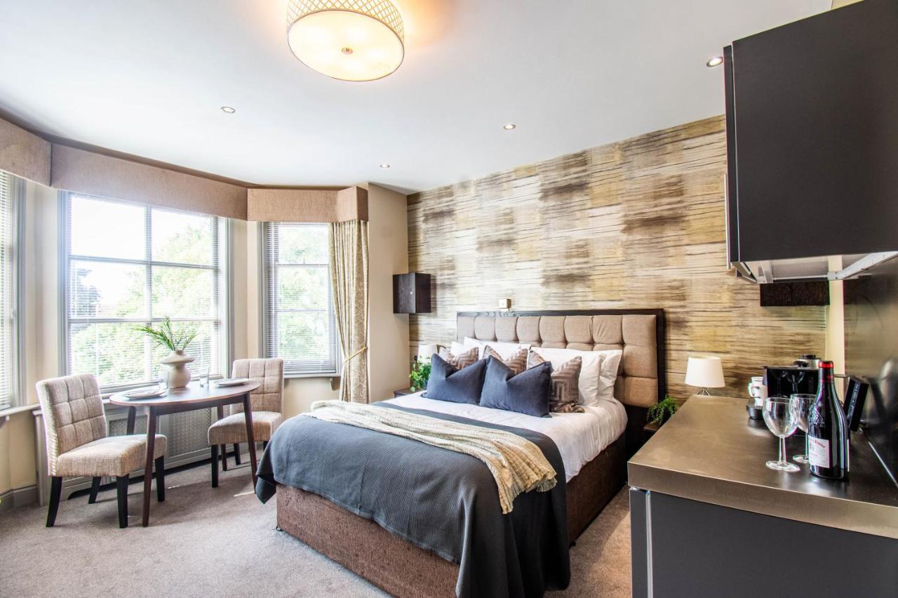 Eton House - Self Check-In, Ensuite Rooms & Self-Catering Studios Yeovil Exterior photo