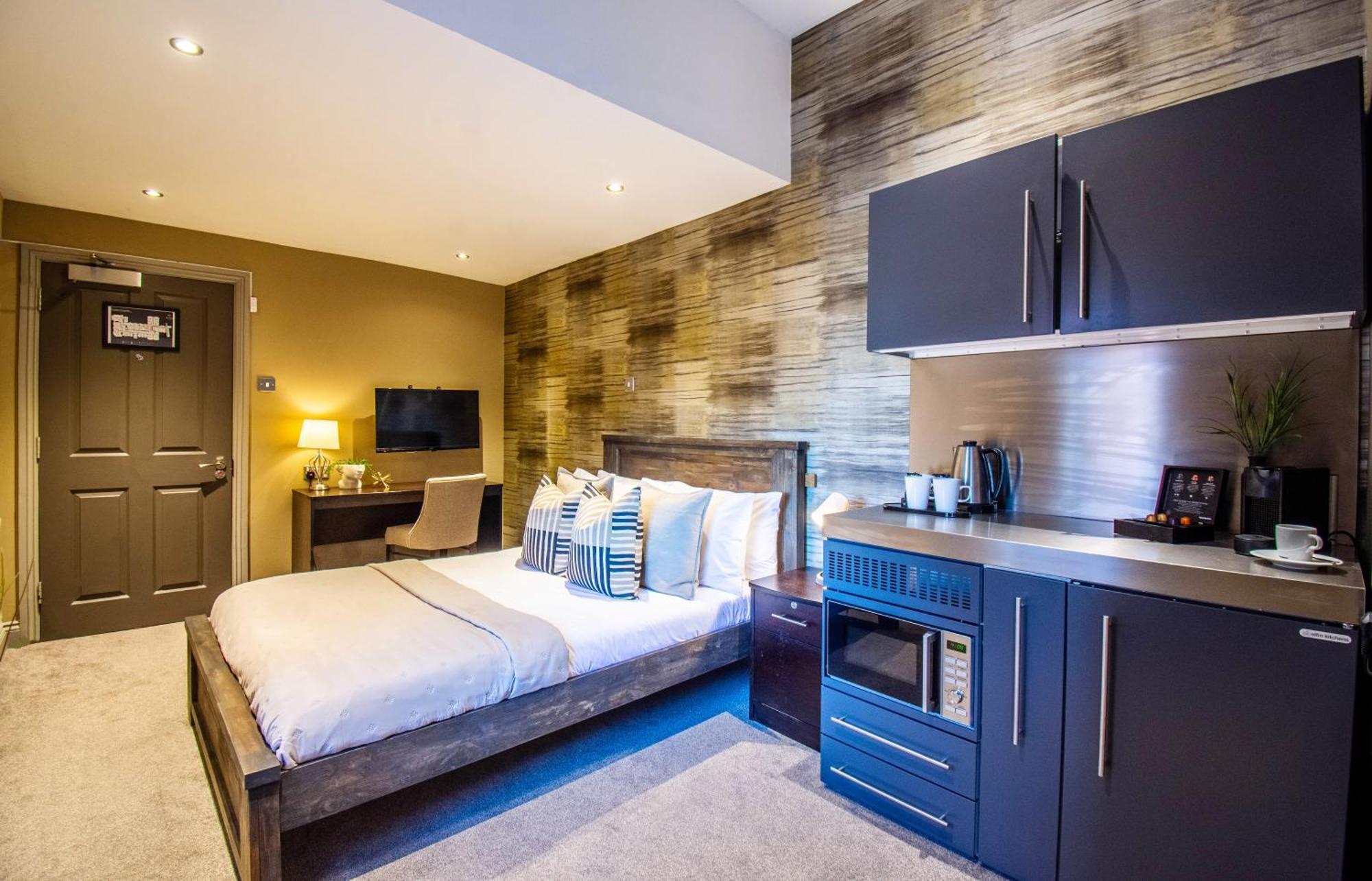 Eton House - Self Check-In, Ensuite Rooms & Self-Catering Studios Yeovil Exterior photo