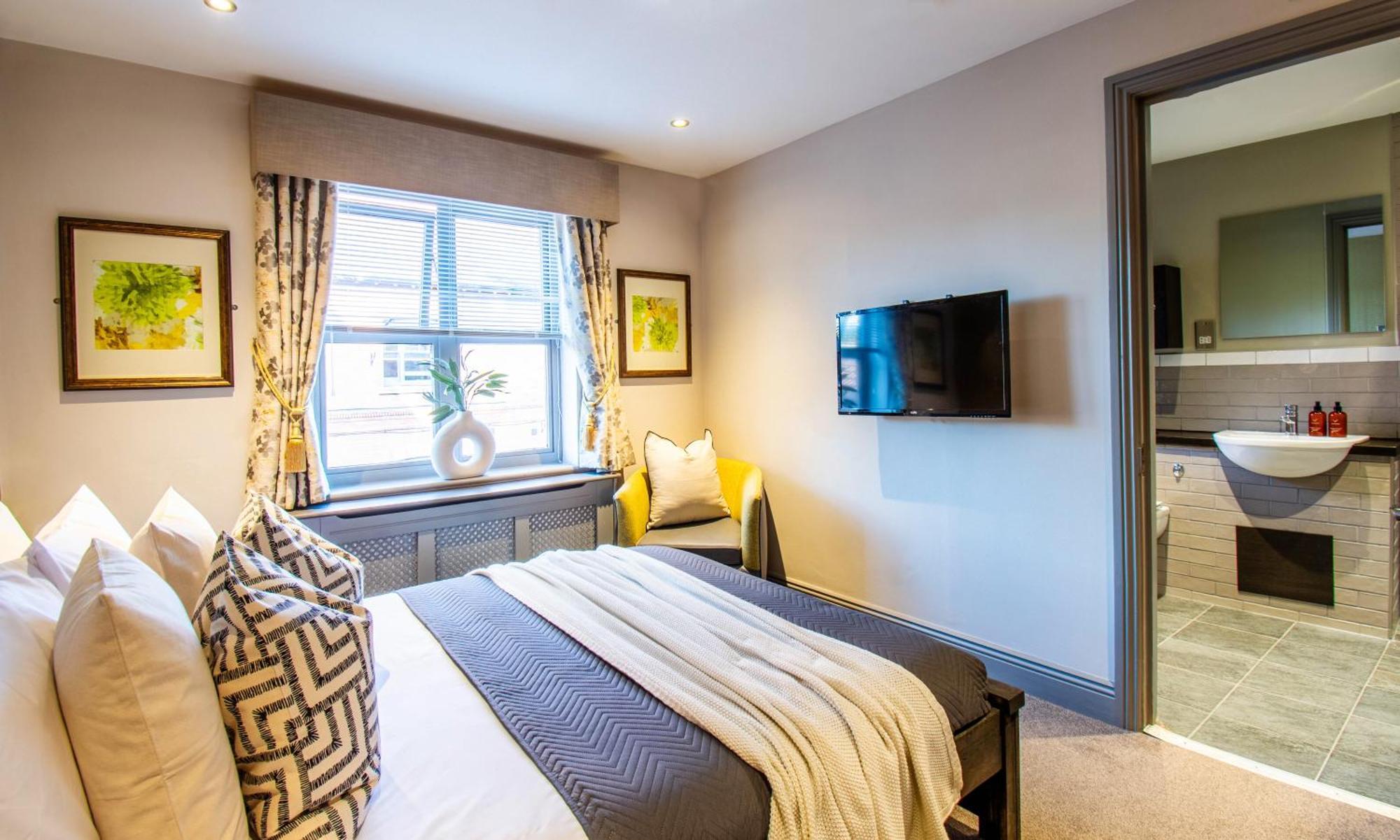 Eton House - Self Check-In, Ensuite Rooms & Self-Catering Studios Yeovil Exterior photo