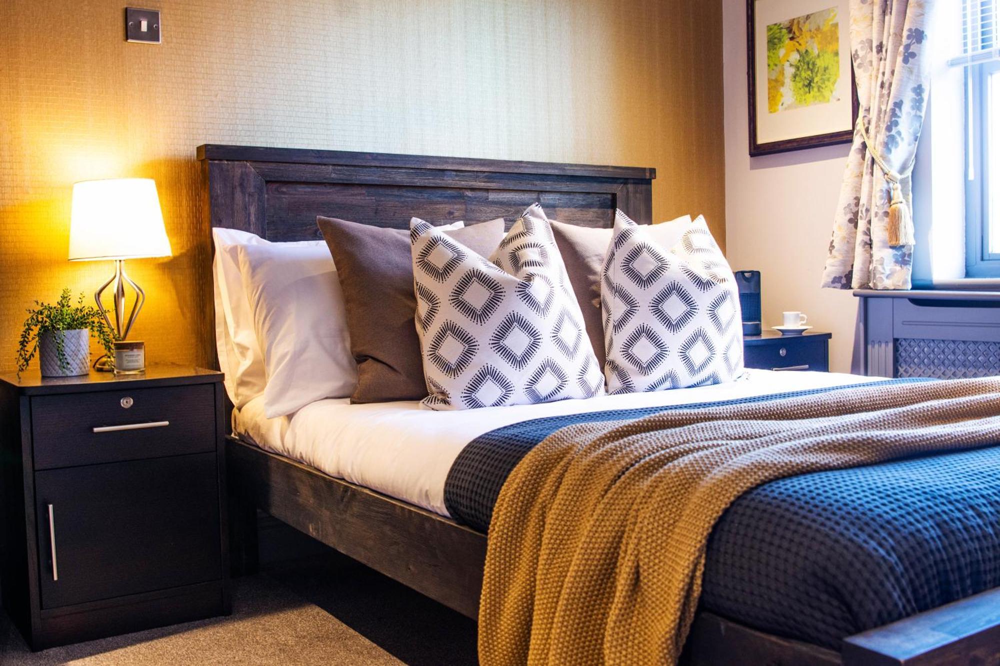 Eton House - Self Check-In, Ensuite Rooms & Self-Catering Studios Yeovil Exterior photo