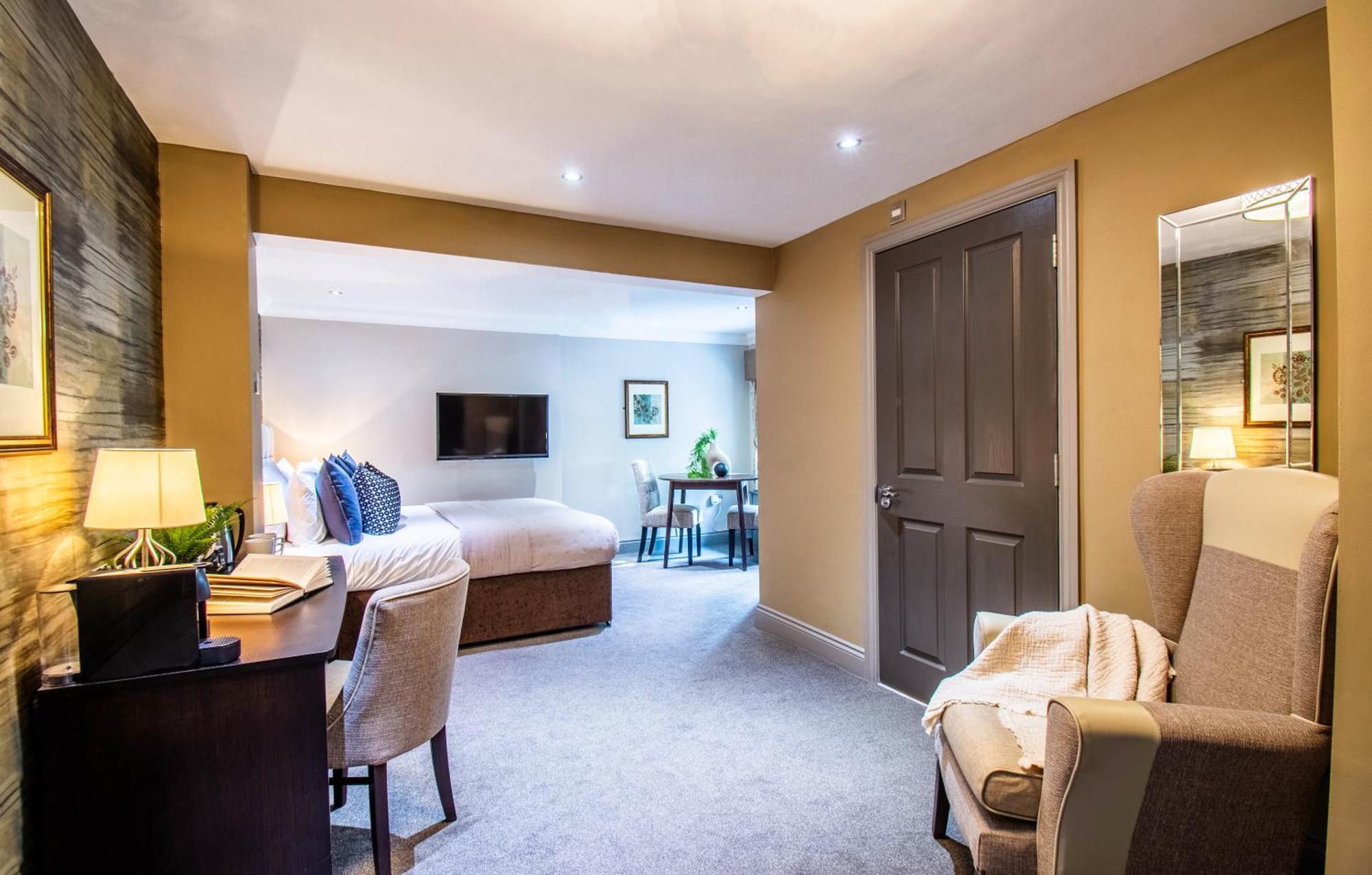 Eton House - Self Check-In, Ensuite Rooms & Self-Catering Studios Yeovil Exterior photo